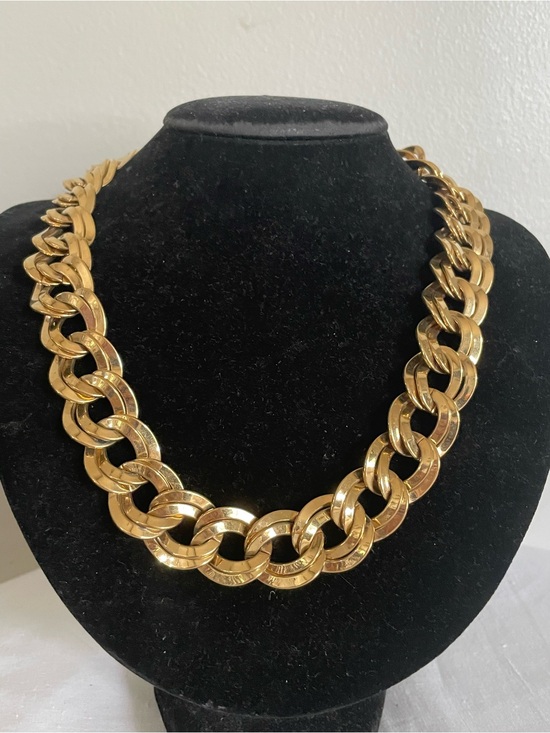 Monet Jewelry - Vtg Monet Gold Tone Chunky Double Curb Chain Statement Necklace Signed 18”